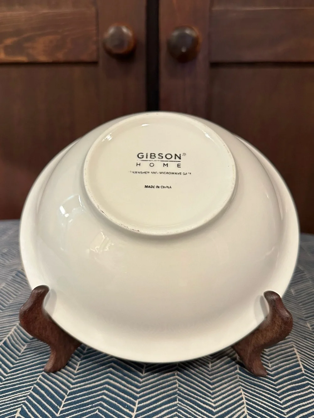 Gibson Home • vintage serving bowl